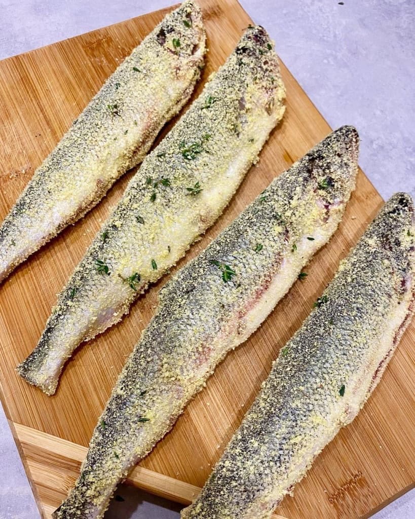 Корюшка в кукурузной муке Корюшка в кукурузной муке